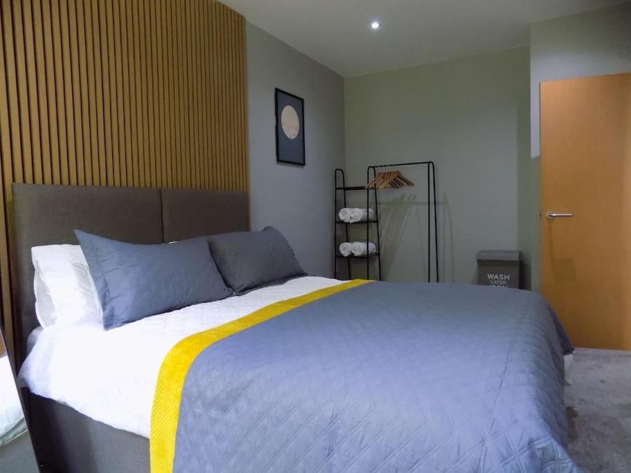 2 Bedroom Luxury City Centre Apt Lincoln Esterno foto